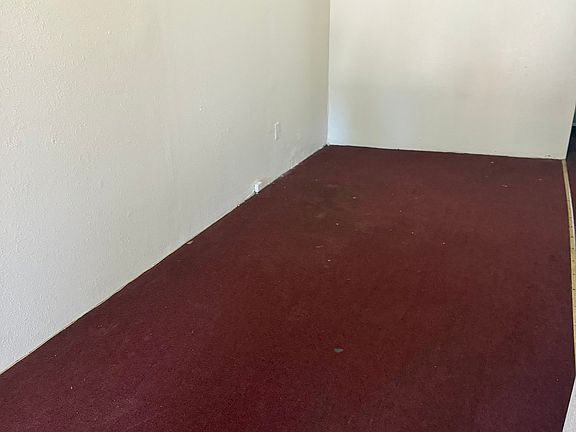 5th image of 2026 Clay Ave #B