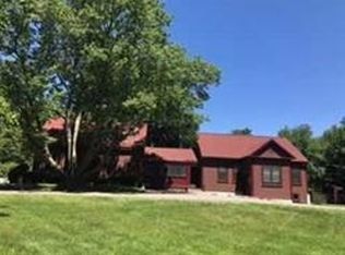 17 Bear Hill Rd, Merrimac, MA 01860