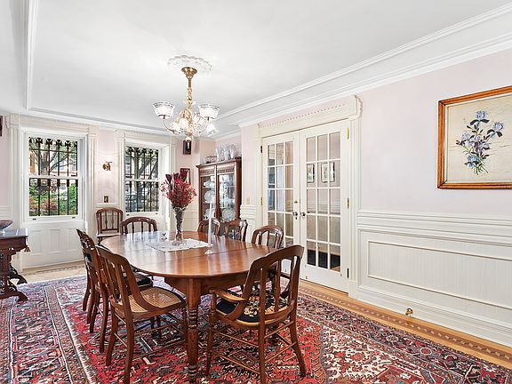 5th image of 658 10th St