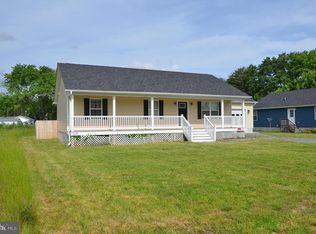 43 W Potomac Dr, Colonial Beach, VA 22443