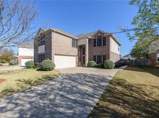 6821 Crenshaw Ln, Denton, TX 76210