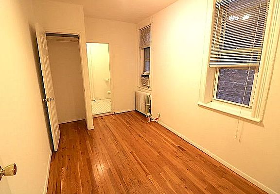 3rd image of 304 E 83rd St #4BB