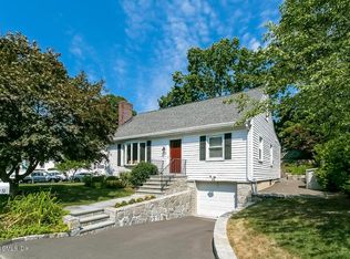 2 Weaver St FLOOR 2, Greenwich, CT 06831