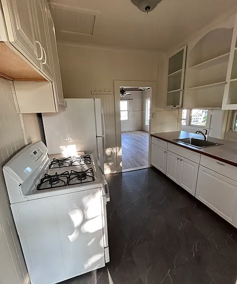 1248 Koko Head Ave #B — Photo 7