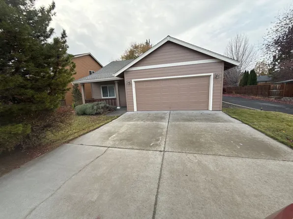 21183 Copperfield Ave, Bend, OR 97702