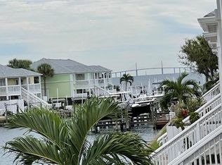 5092 Beach Dr SE APT C, Saint Petersburg, FL 33705