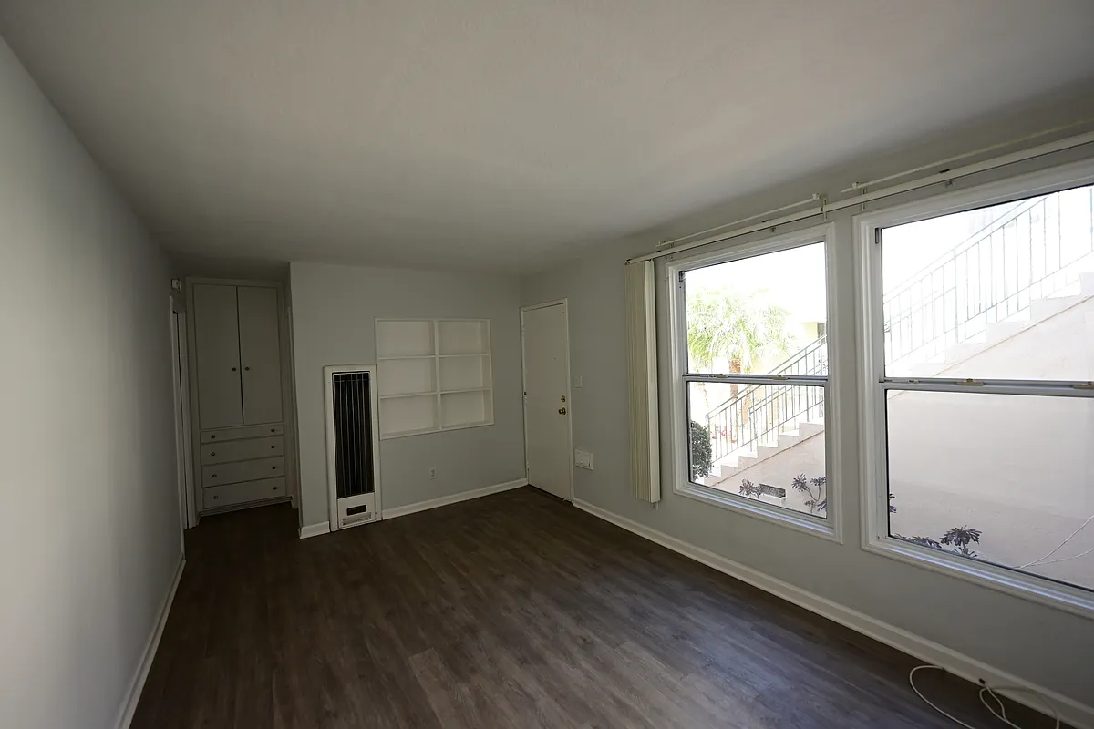 Building Photo - 4075 Arizona St #D
