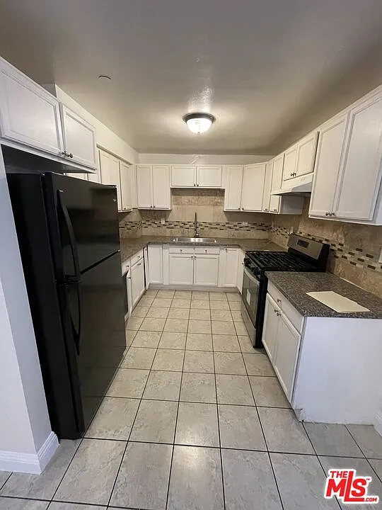 5 bed, 3.0 bath, 1760 sqft, $3,650 — Photo 3