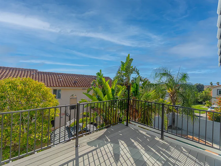 28311 Nicholas Cir — Photo 38