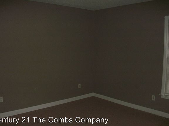 5th image of 213 Saint Catherines Walk
