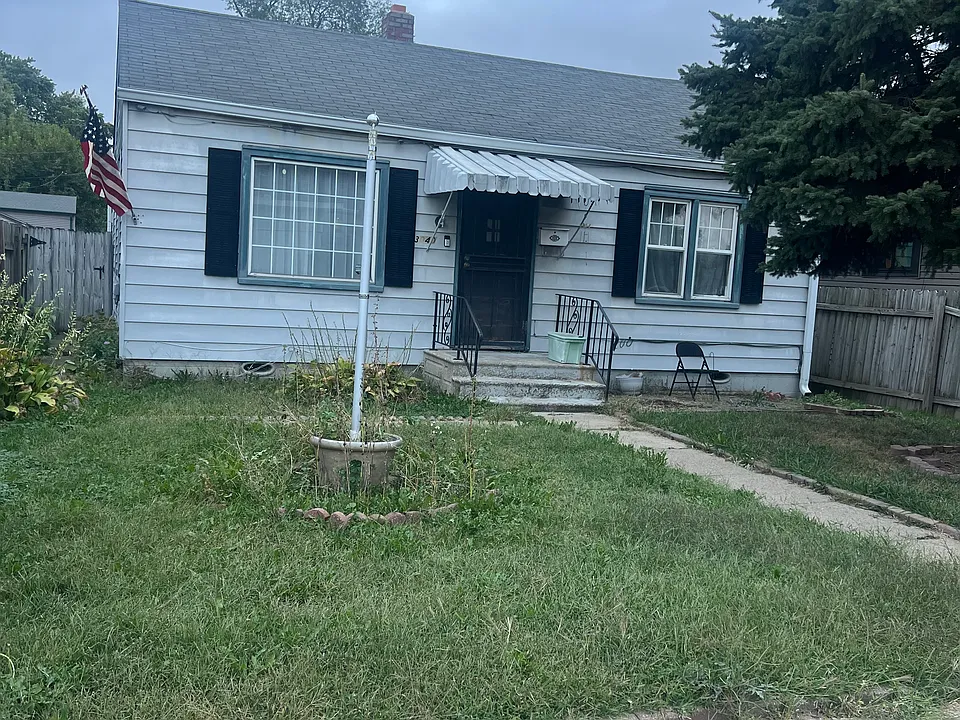 3040 English Ave #1