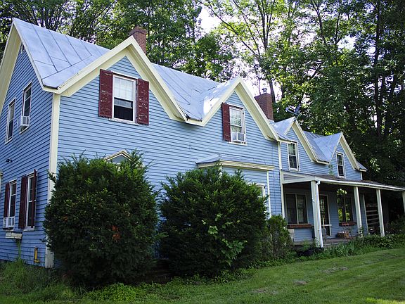 2nd image of 12 Alder St