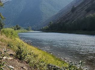 1752 Highway 93 N, North Fork, ID 83466