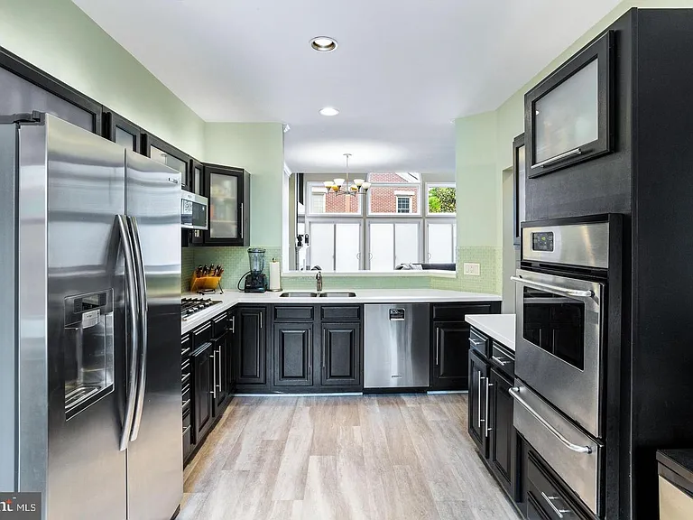 503 Shorter Ln — Photo 14