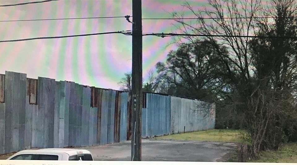 2nd image of 580 Buford St