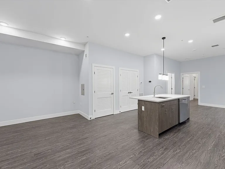 6114 Jackson St #1 — Photo 9