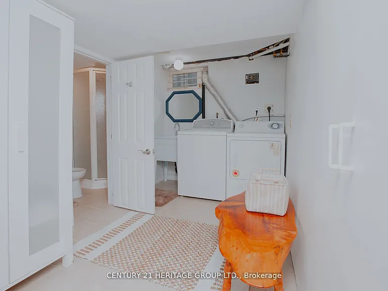 16 Lisburn Cres #BASEMENT — Photo 17