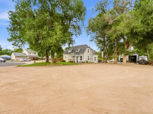 302 Ash Ct, Evans, CO 80620