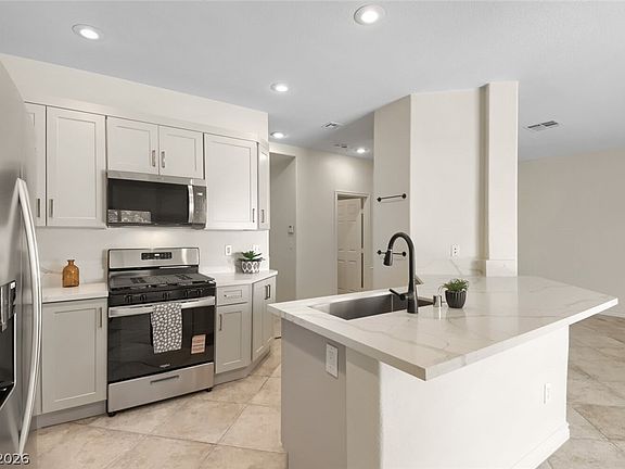 5th image of 237 Kindred Point Ct