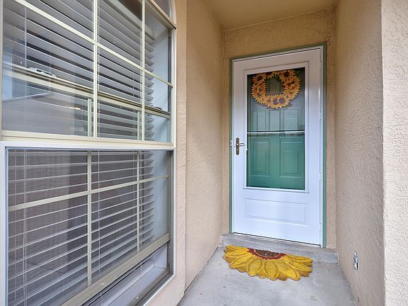 4th image of 1645 Evelyn Dr NE