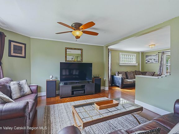 5th image of 335 Lucas Avenue