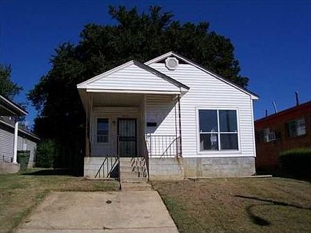 1st image of 1372 Gill Ave