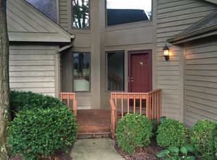6411 Hidden Hills Dr, Dayton, OH 45459