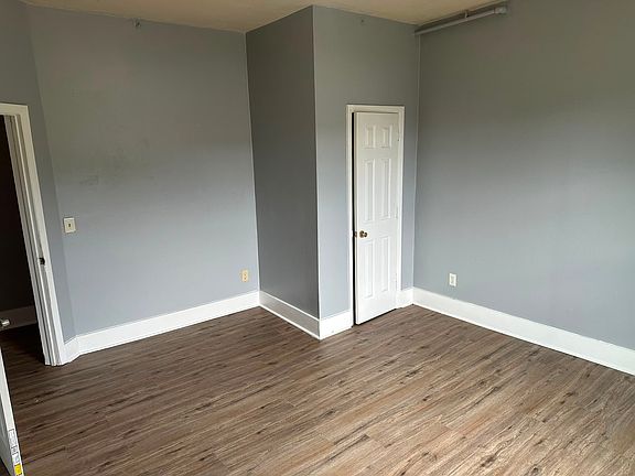 3rd image of 1301 Rorer Ave SW #1