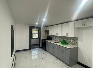 306 Court St #0, Elizabethport, NJ 07206