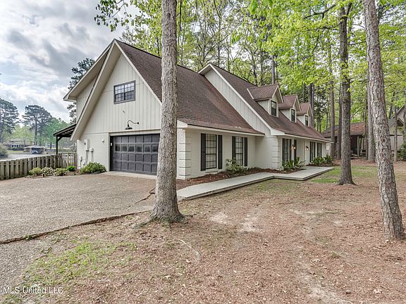 2nd image of 907 Audubon Point Dr