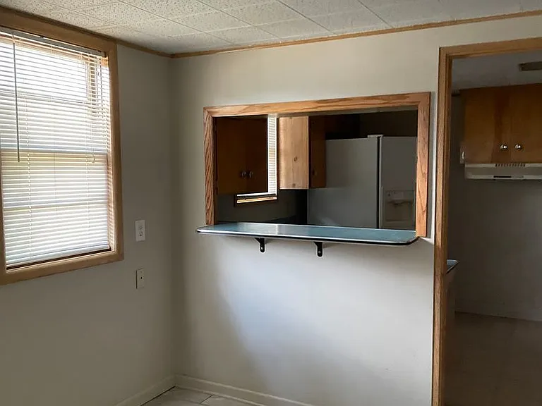9202 Pacific St — Photo 13