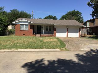 2229 Maple Dr, Midwest City, OK 73110