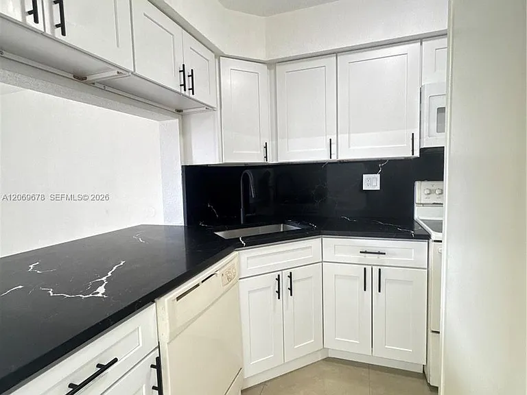 8500 NW 8th St #303 — Photo 3
