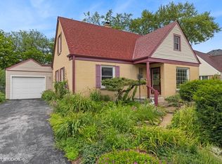 238 W Hickory Rd, Lombard, IL 60148