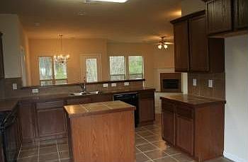 3rd image of 26041 Stonehenge Dr