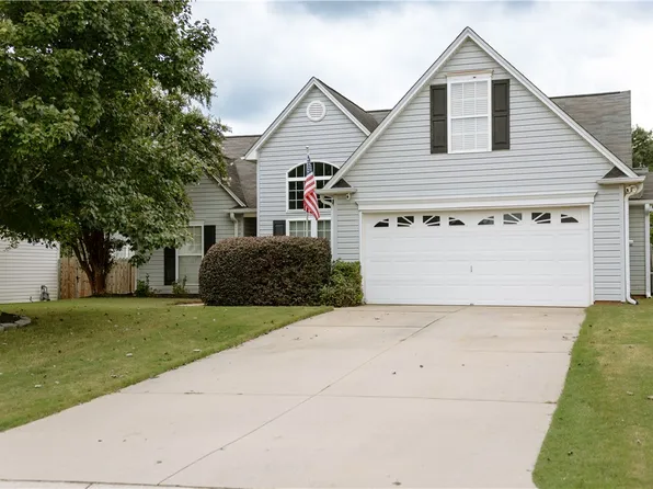 107 Longwood Ln, Easley, SC 29642