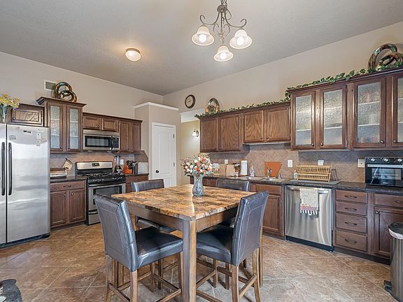 5th image of 3156 Blue Dirt Cir