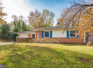 511 W Maple Ave, Sterling, VA 20164