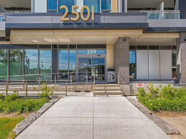 2501 Saw Whet Blvd, Oakville, ON