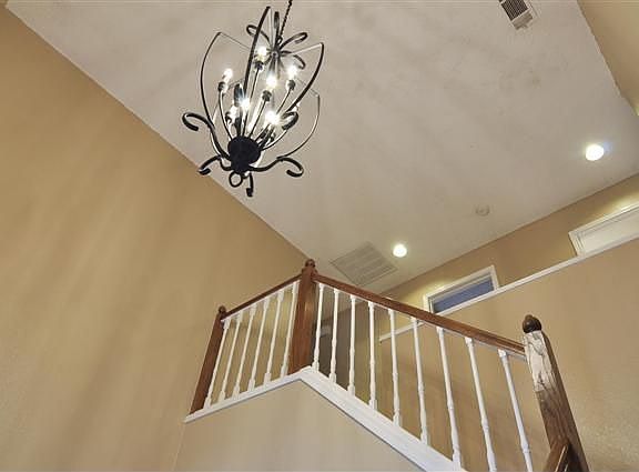 5th image of 1316 Cannes Dr