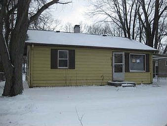 1st image of 629 Hoover St