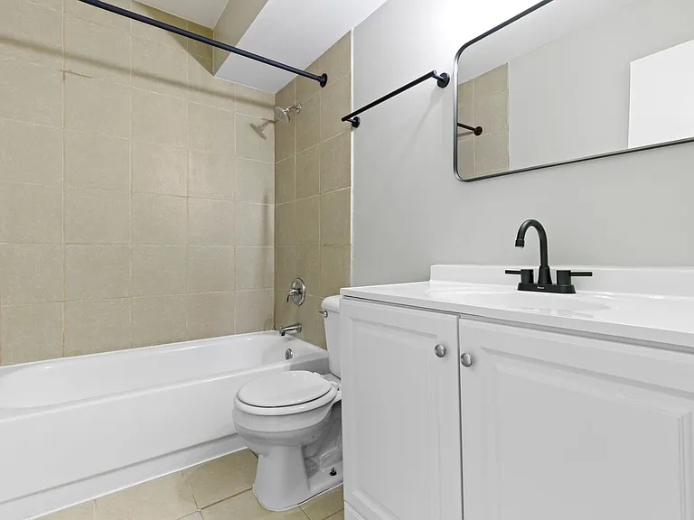 The Cedars Apartment Homes — Photo 10
