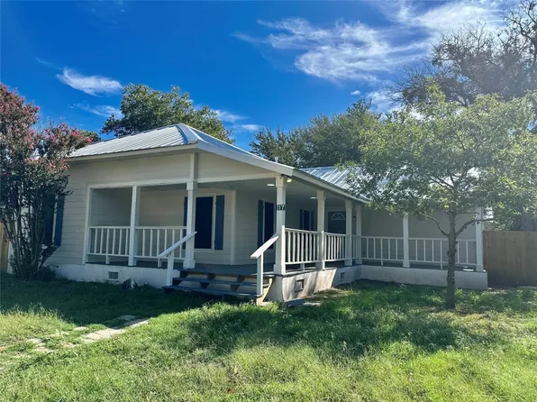 117 S Austin St, De Leon, TX 76444