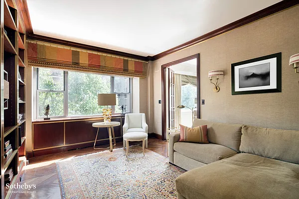 Sold by Sotheby's International Realty | media 23