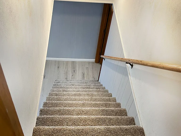 454 Hutton Ln #A — Photo 16