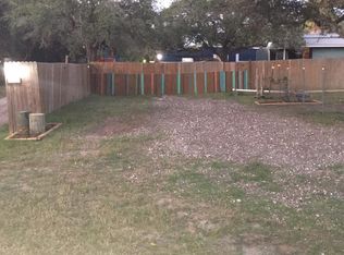 1410 Kresta Ln, Rockport, TX 78382