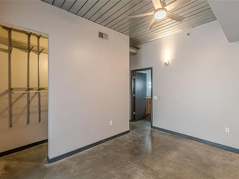 620 Glen Iris Dr NE #501 — Photo 37