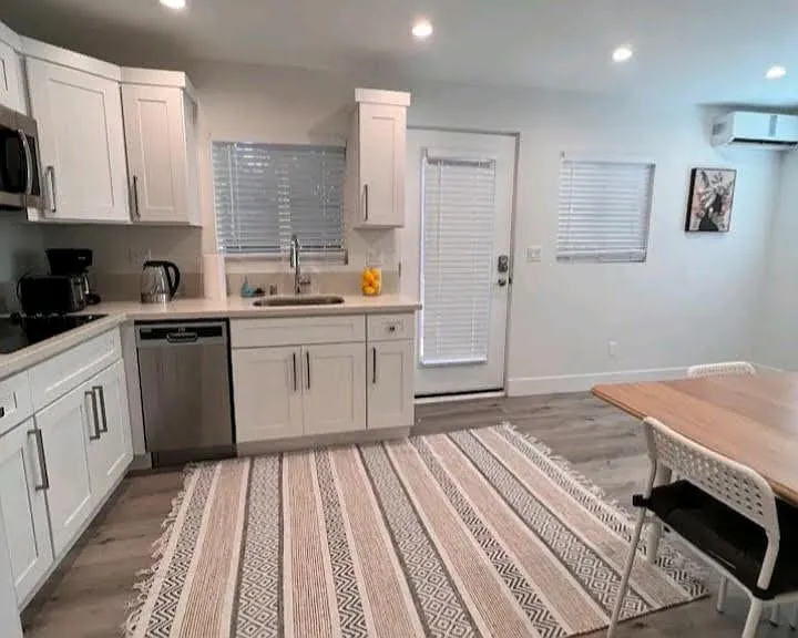 8549 1/2 Elizalde Ave — Photo 3