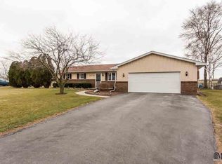 679 E Sub Station Rd, Temperance, MI 48182