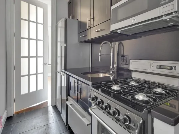 221 Mott Street image 2 of 3